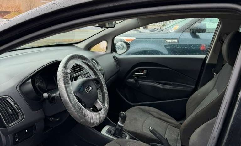 
								2017 Kia Rio LX full									