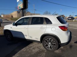 
										2016 Mitsubishi Outlander full									