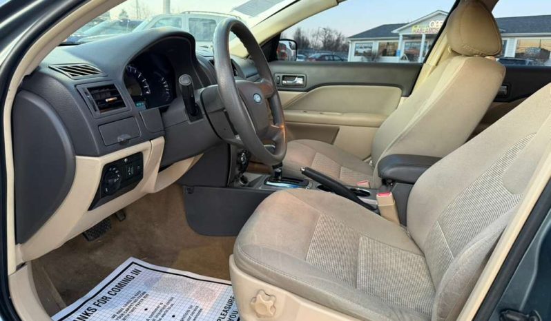 
								2012 Ford Fusion full									